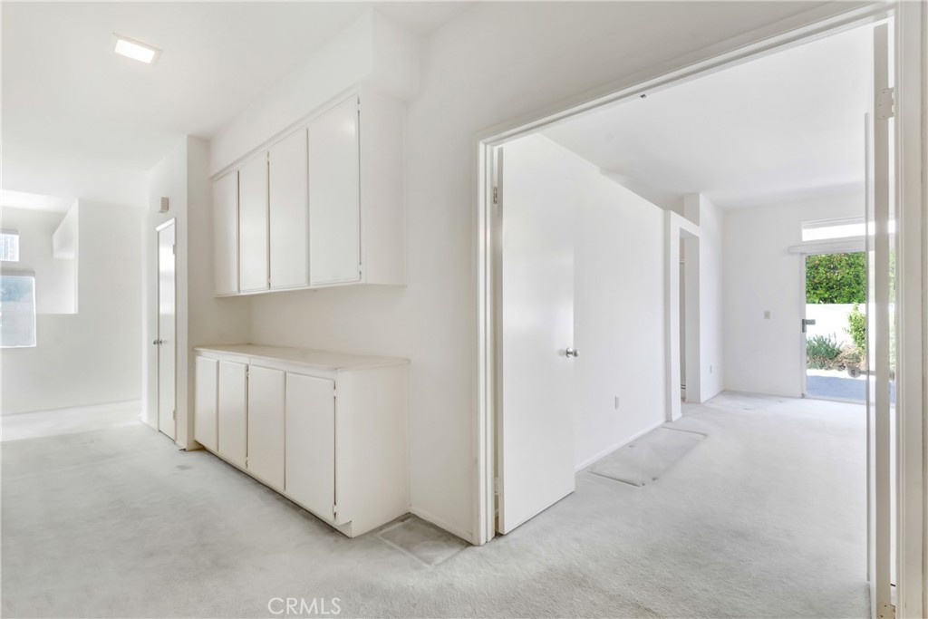 69860 Mccallum Way Cathedral City, CA 92234 - Photo 12 of 25 a view of a hallway with closet area