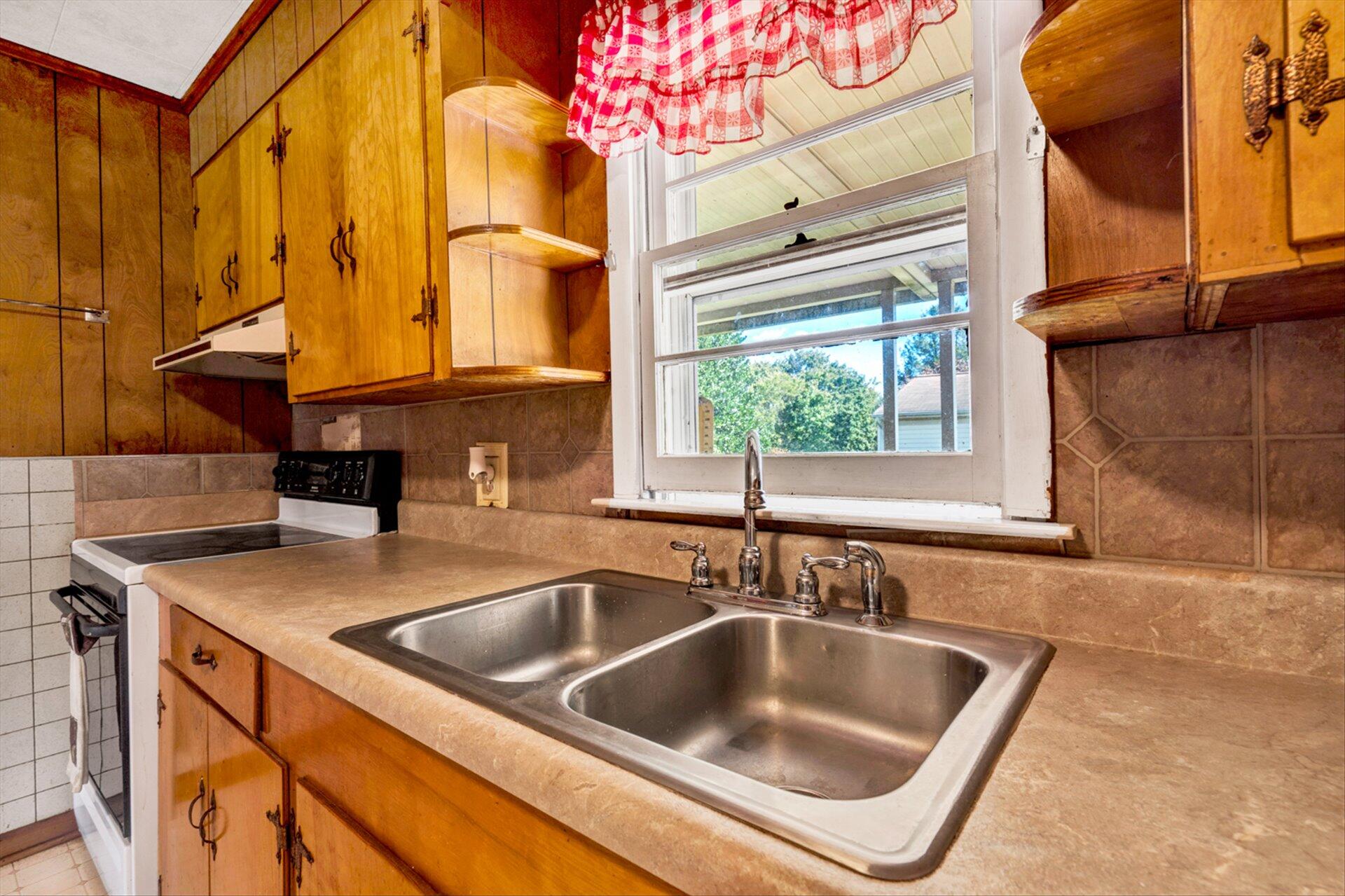 1710 Mountain View Church Road Blue Ridge, VA 24064 - Photo 7 of 22 07-DSC00040