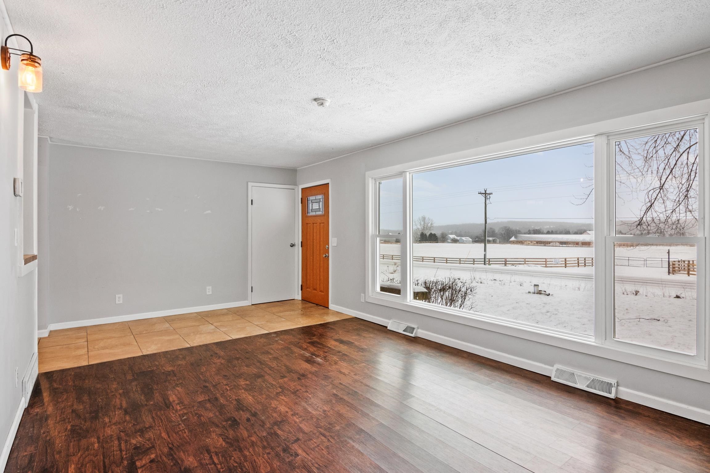 6939 Lautner Road Williamsburg, MI 49690 - Photo 12 of 35 1930026-2234ac93-514b-4c13-aa0b-51c757bfbe3c.JPG