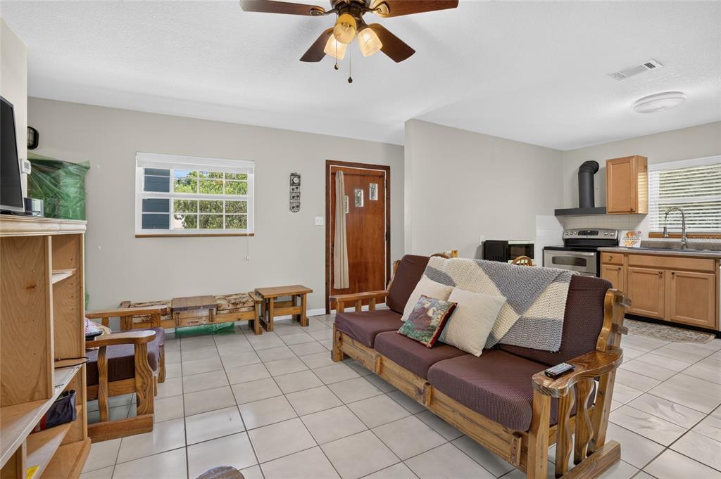 129 Colomba Road DeBary, FL 32713 - Photo 7 of 30