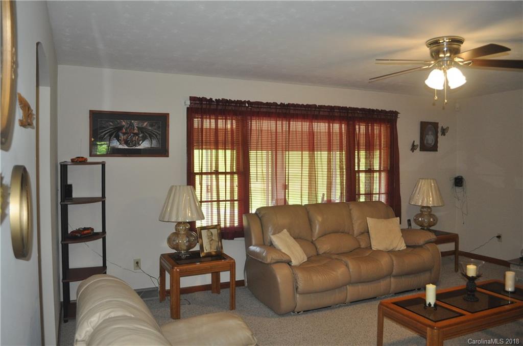 436 Sandy Branch Road Bakersville, NC 28705 - Photo 15 of 34 Gallery Image 15