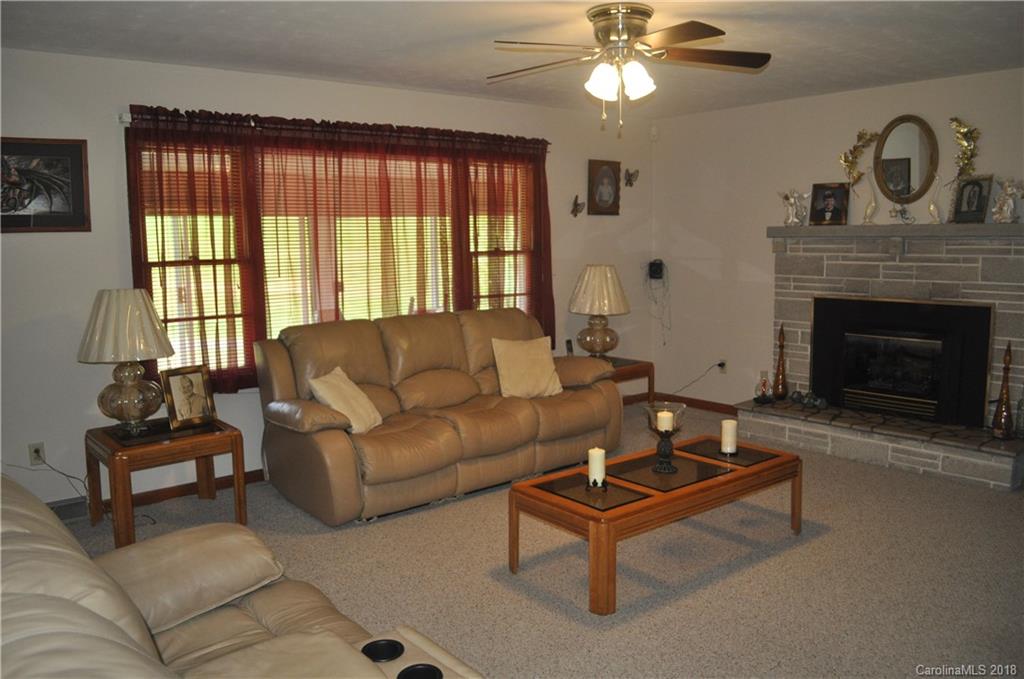 436 Sandy Branch Road Bakersville, NC 28705 - Photo 16 of 34 Gallery Image 16