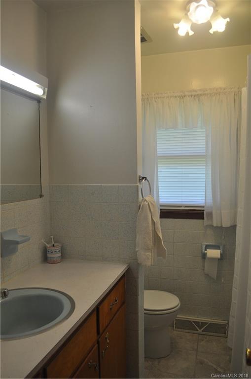 436 Sandy Branch Road Bakersville, NC 28705 - Photo 18 of 34 Gallery Image 18