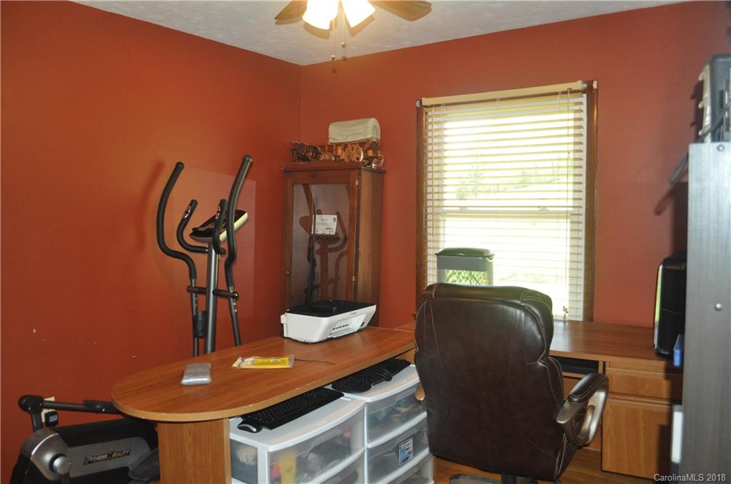 436 Sandy Branch Road Bakersville, NC 28705 - Photo 21 of 34 Gallery Image 21