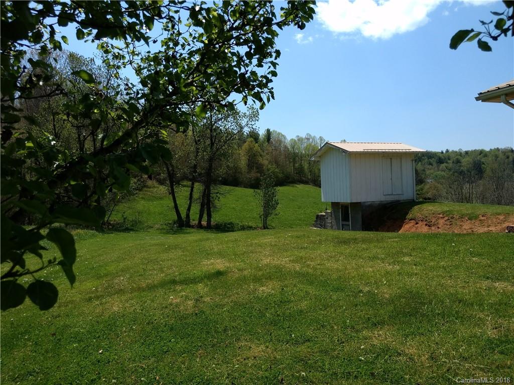 436 Sandy Branch Road Bakersville, NC 28705 - Photo 34 of 34 Gallery Image 34