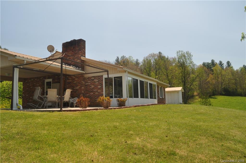 436 Sandy Branch Road Bakersville, NC 28705 - Photo 9 of 34 Gallery Image 9