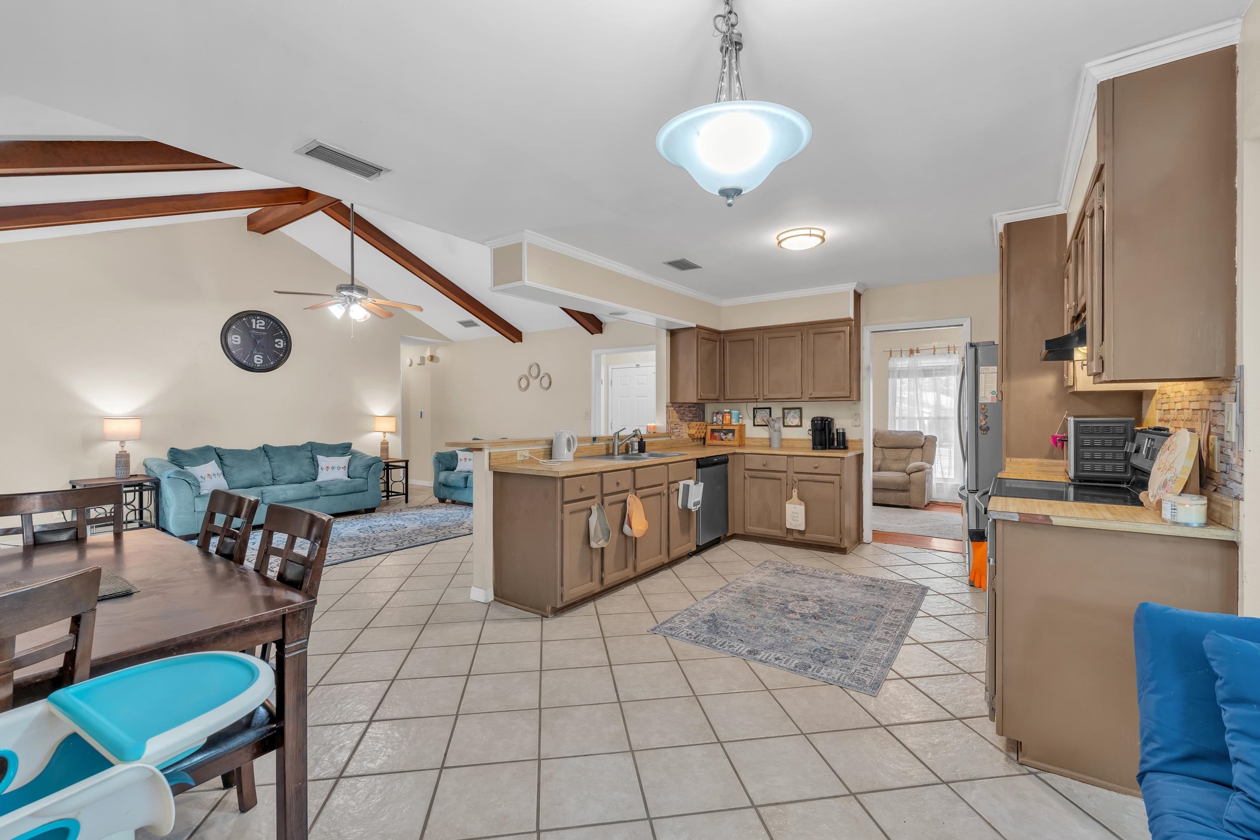 130 Chatam Loop Daphne, AL 36526 - Photo 11 of 26 Kitchen