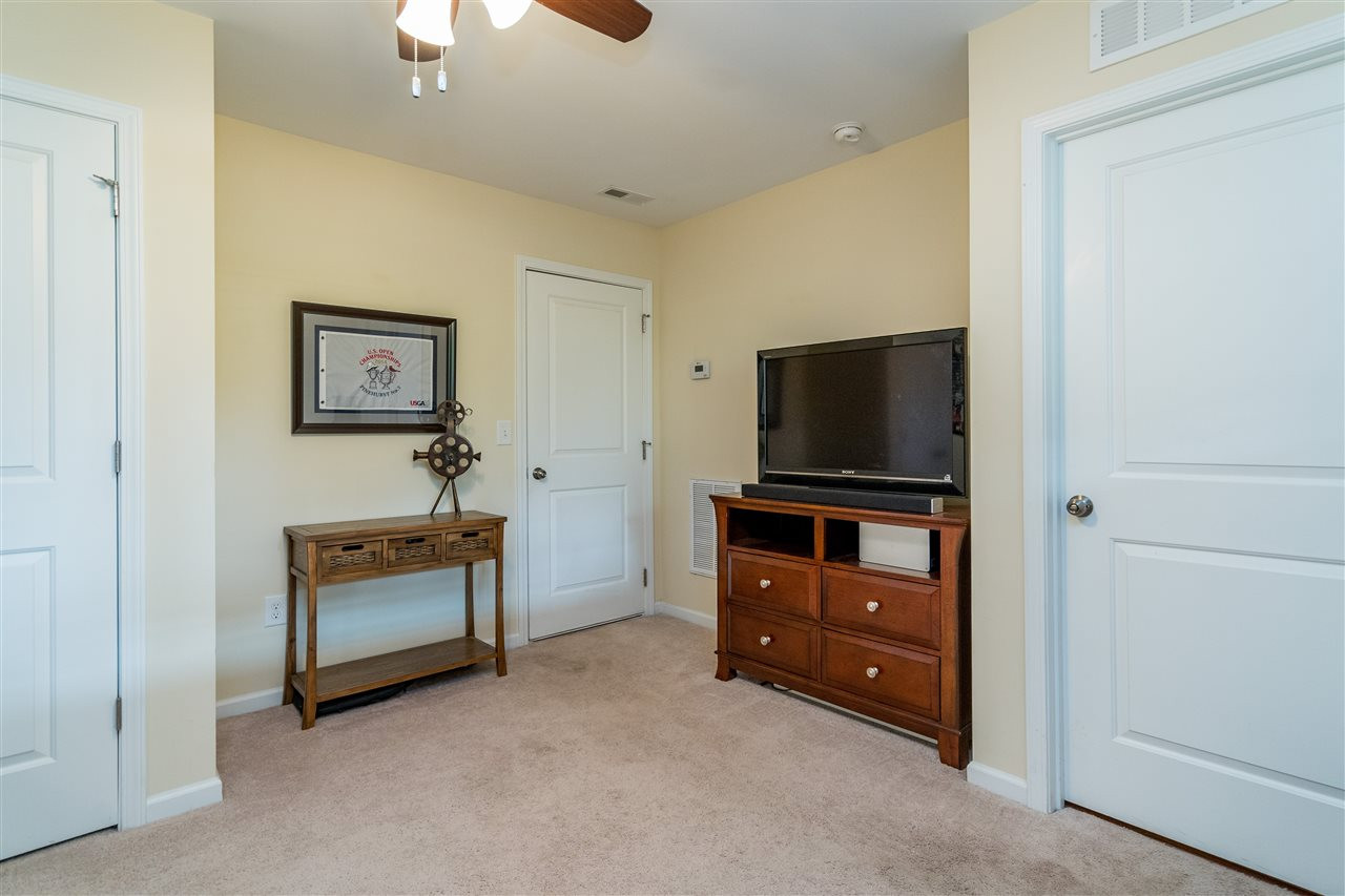 1547 Crafton Way Raleigh, NC 27607 - Photo 24 of 27 Photo 24