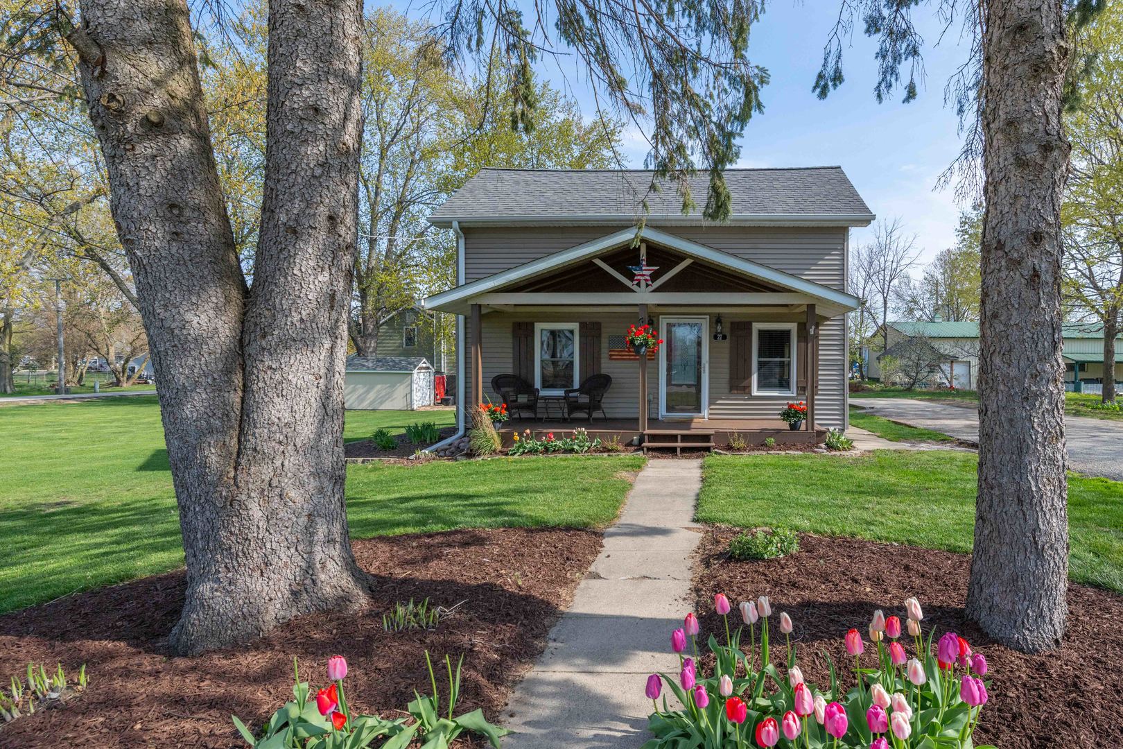 27 Bristol Ridge Road Bristol, IL 60512 - Photo 1 of 25