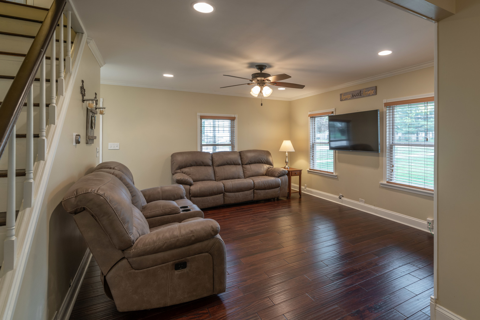 27 Bristol Ridge Road Bristol, IL 60512 - Photo 4 of 25