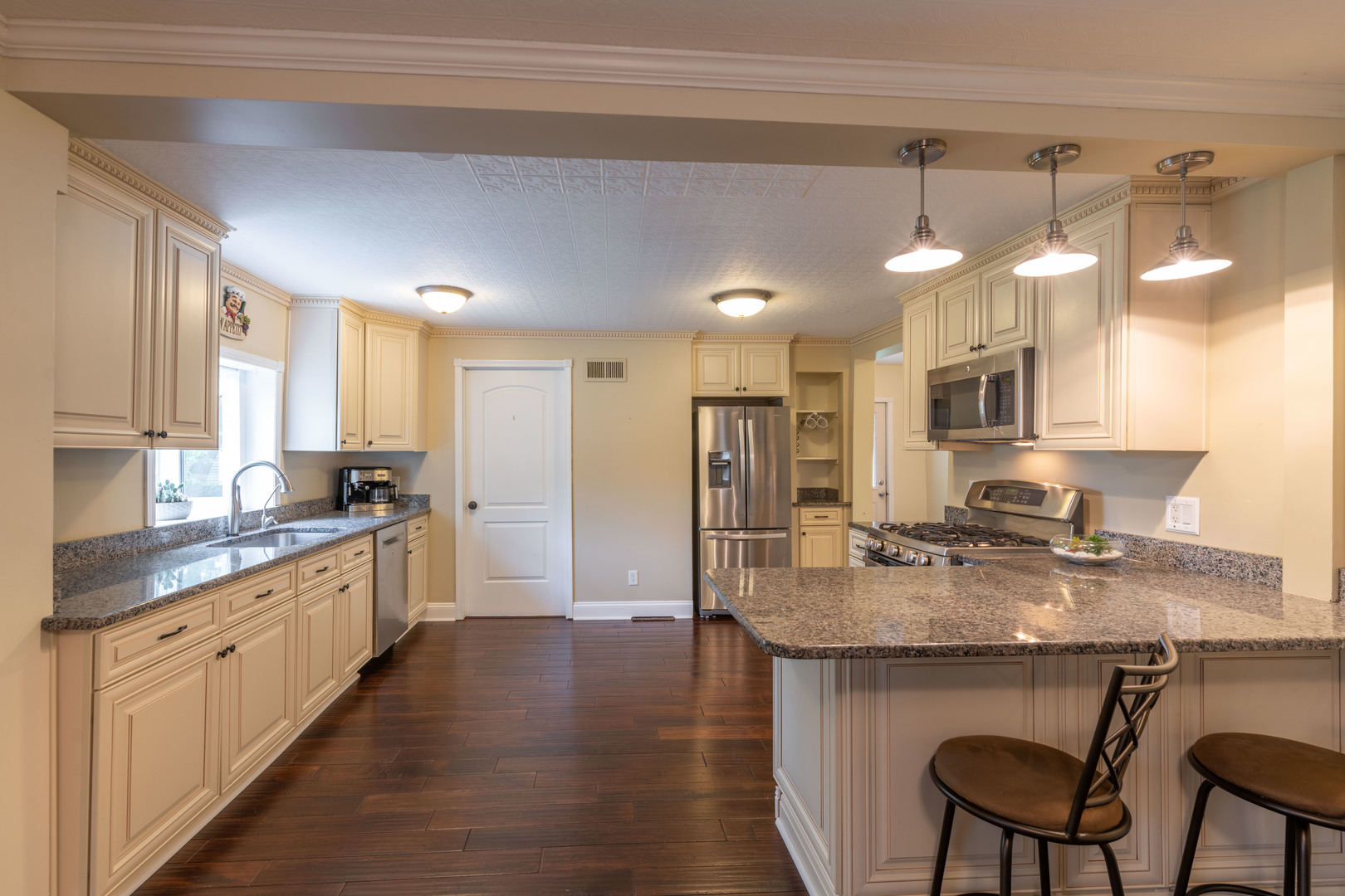 27 Bristol Ridge Road Bristol, IL 60512 - Photo 8 of 25