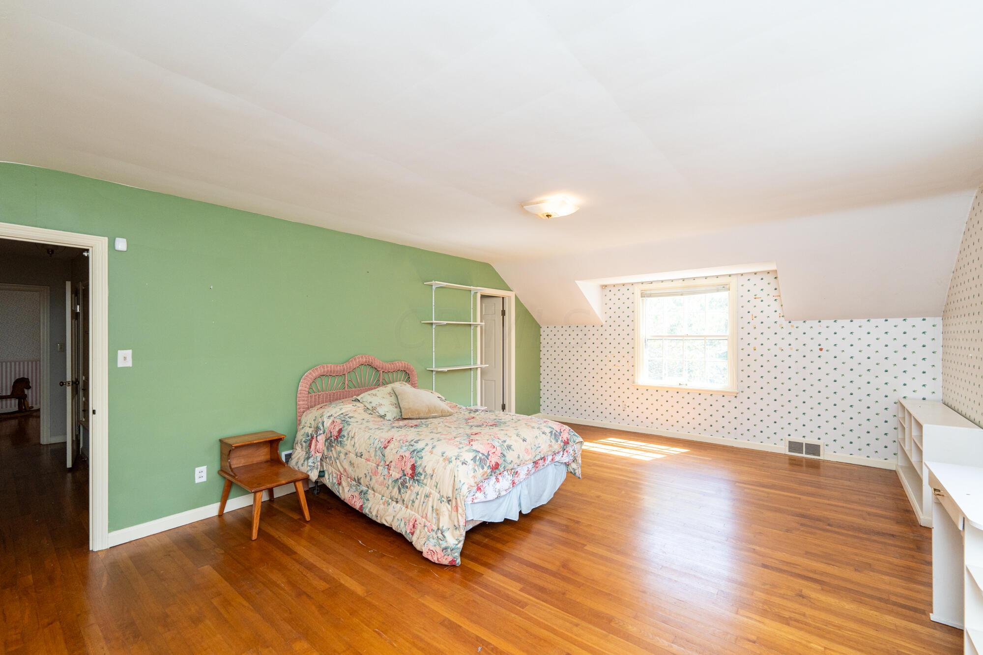 1299 Haddon Road Columbus, OH 43209 - Photo 29 of 34