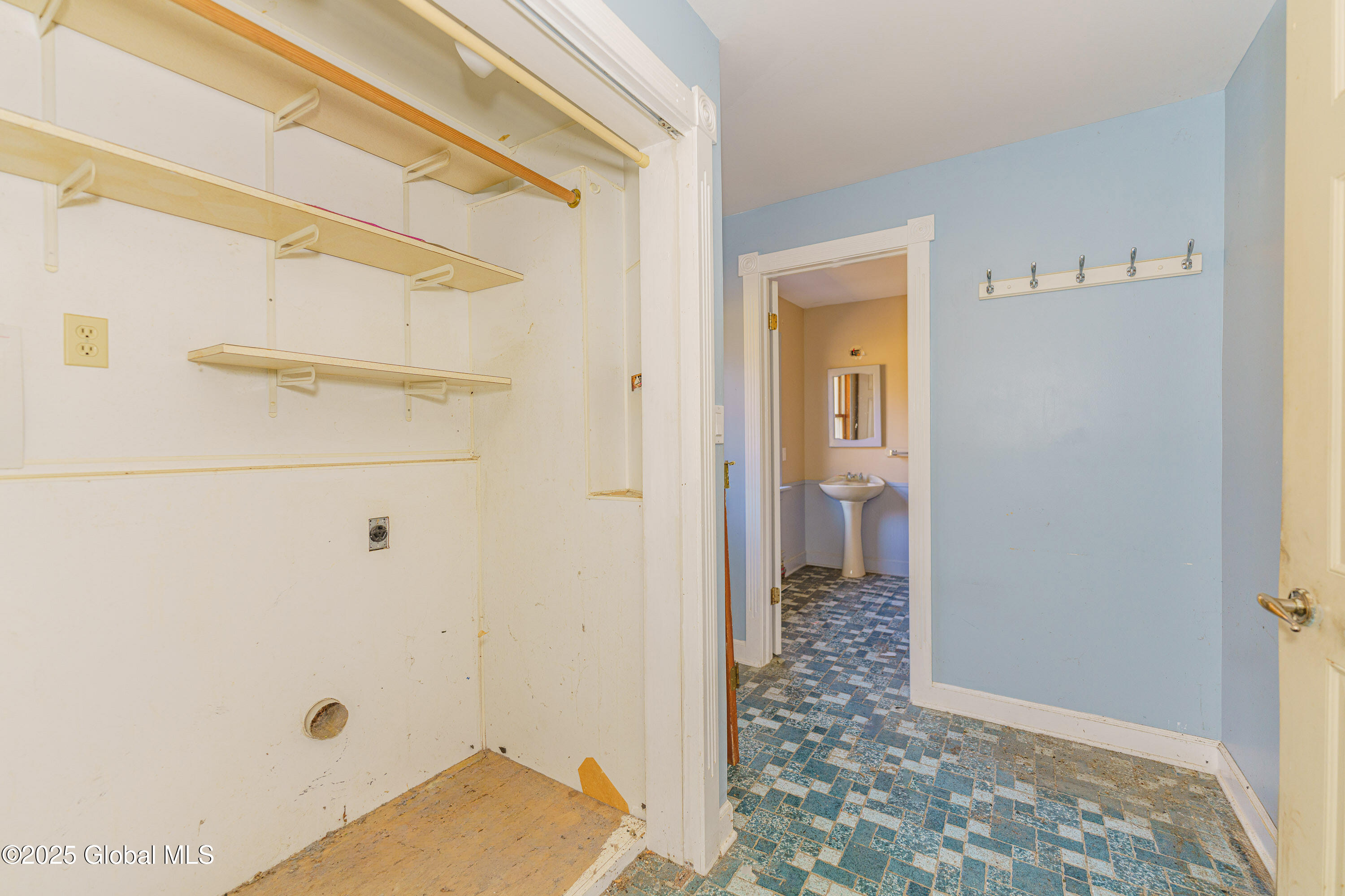 468 Snake Hill Road Poestenkill, NY 12140 - Photo 43 of 60 9 Bathroom 1
