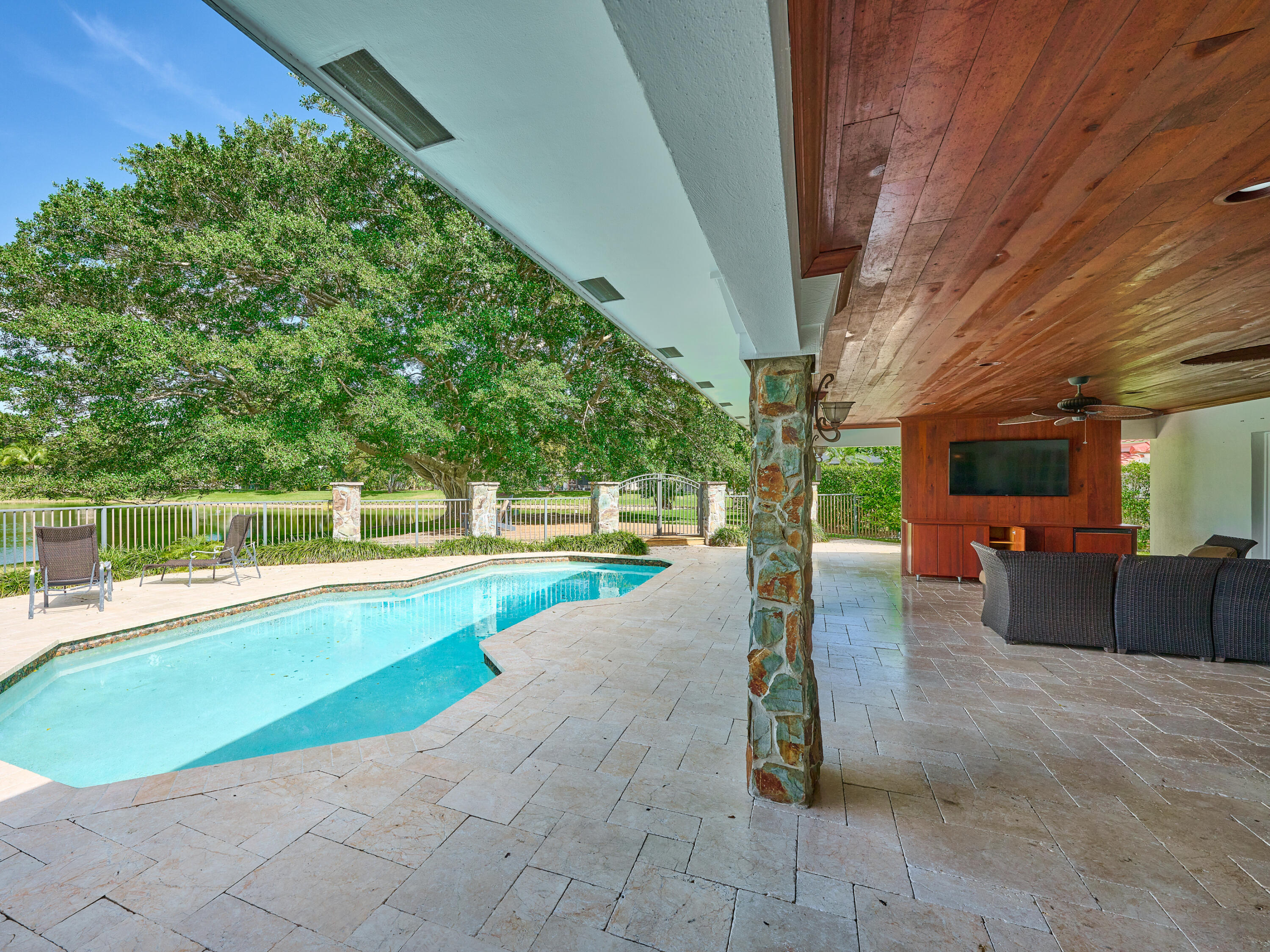 20777 Pinar Trail Boca Raton, FL 33433 - Photo 101 of 170 101