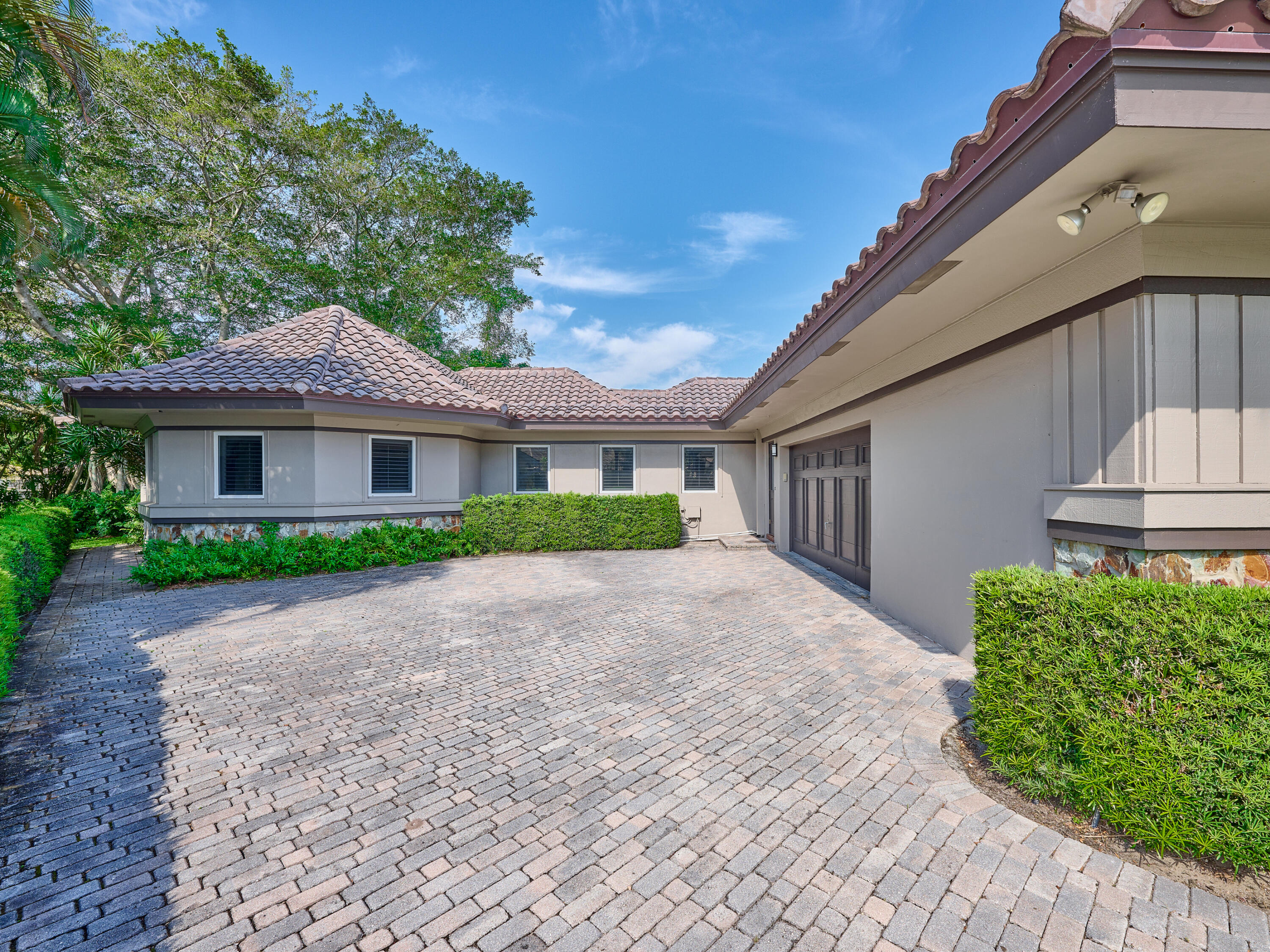 20777 Pinar Trail Boca Raton, FL 33433 - Photo 4 of 170 4