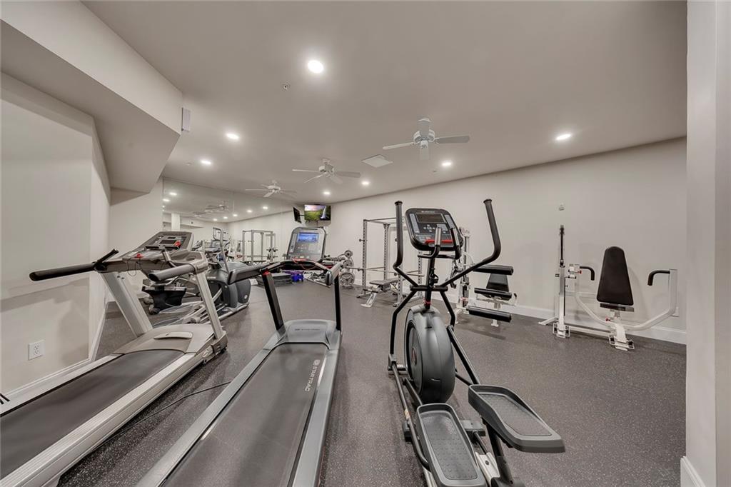11 Perimeter Centre East, Unit 1112 Atlanta, GA 30346 - Photo 29 of 38 a view of a room with gym equipment