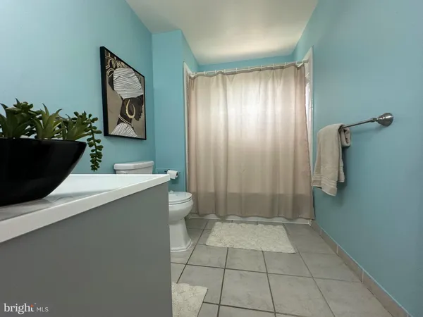 $345,000 | 100 North Duke Drive, Unit 269, Sterling, VA 20164