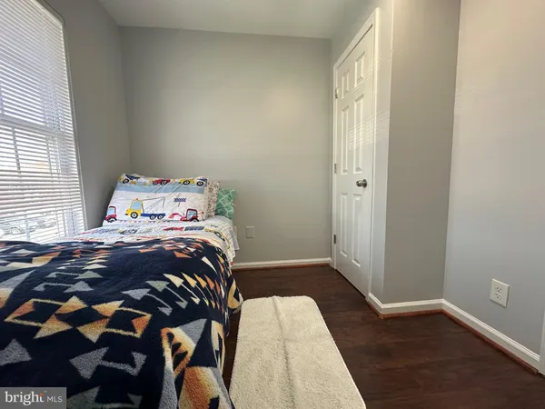$345,000 | 100 North Duke Drive, Unit 269, Sterling, VA 20164
