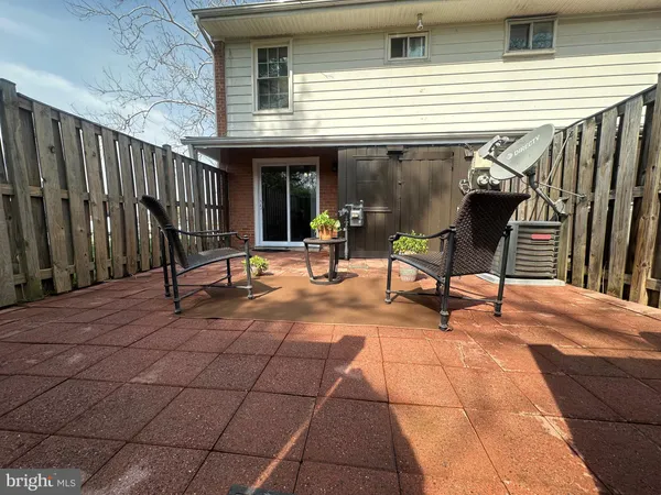 $345,000 | 100 North Duke Drive, Unit 269, Sterling, VA 20164