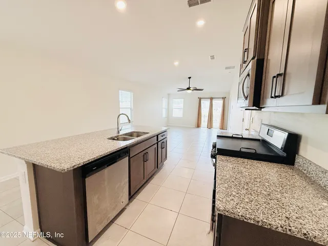 $1,850 | 86221 Mainline Road, Yulee, FL 32097