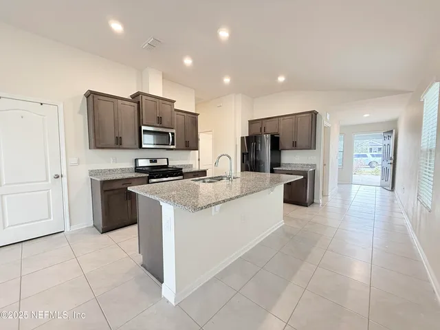 $1,850 | 86221 Mainline Road, Yulee, FL 32097