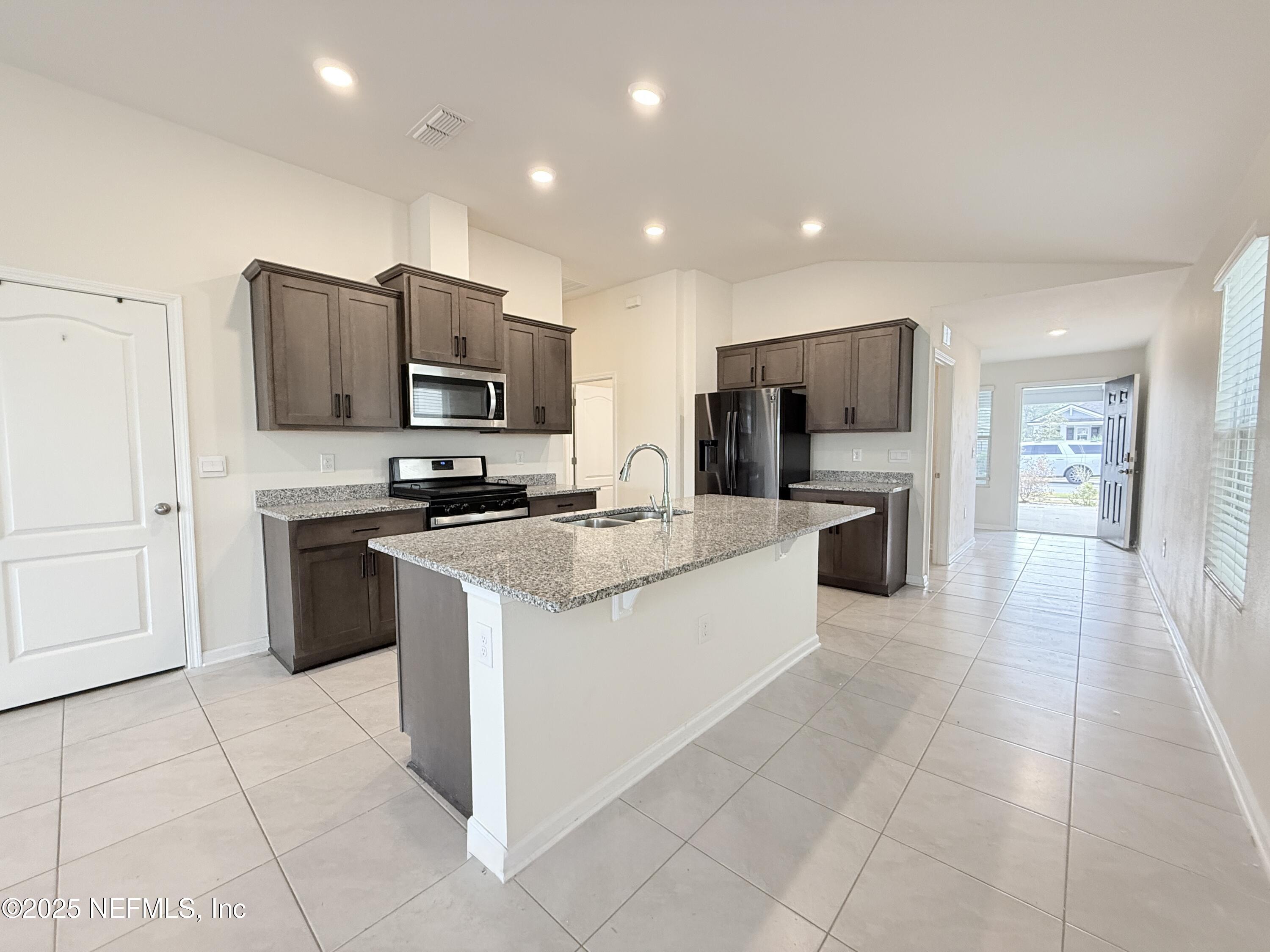 86221 Mainline Road Yulee, FL 32097 - Photo 8 of 22 IMG_1346