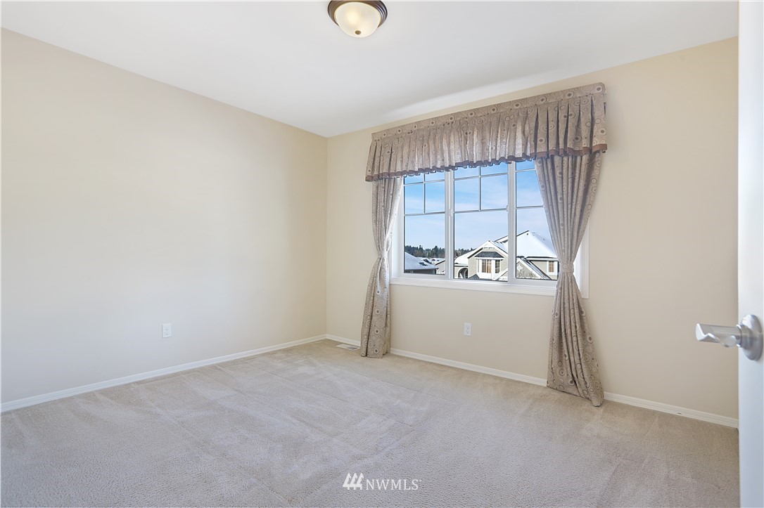 4412 219th Place Southeast Bothell, WA 98021 - Photo 13 of 18