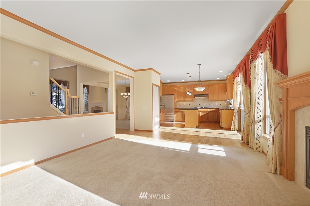 4412 219th Place Southeast Bothell, WA 98021 - Photo 4 of 18