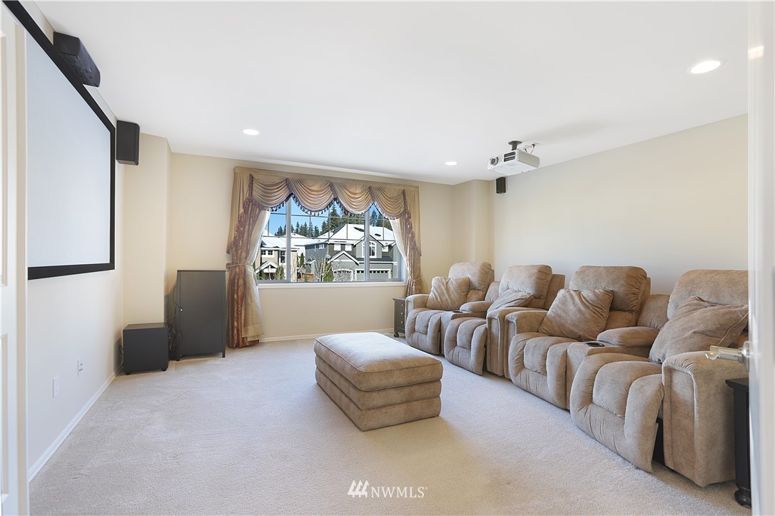 4412 219th Place Southeast Bothell, WA 98021 - Photo 5 of 18