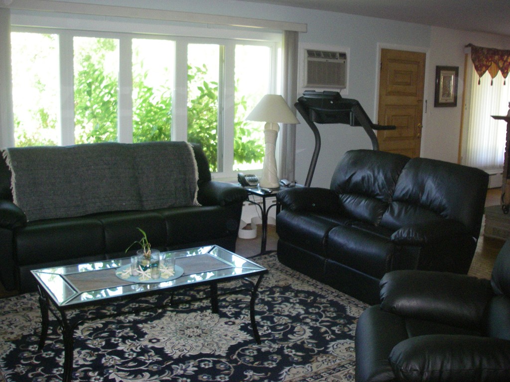284 Mohawk Road Somerset, MA 02726 - Photo 13 of 23 Gallery Image 13