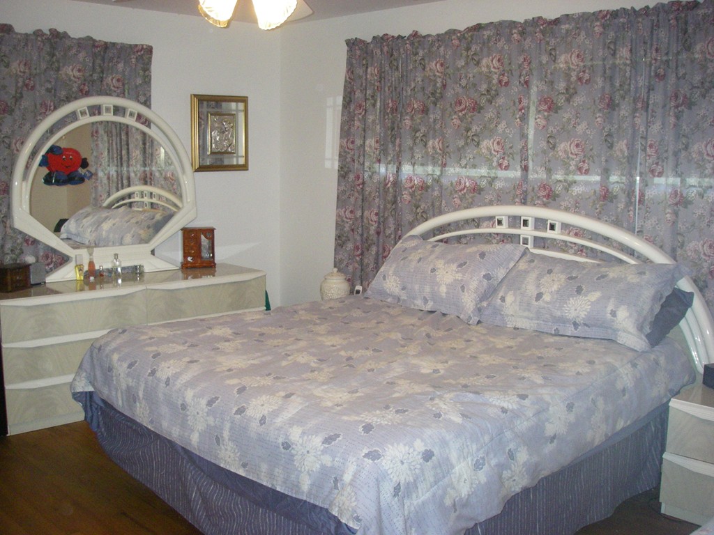 284 Mohawk Road Somerset, MA 02726 - Photo 17 of 23 Gallery Image 17