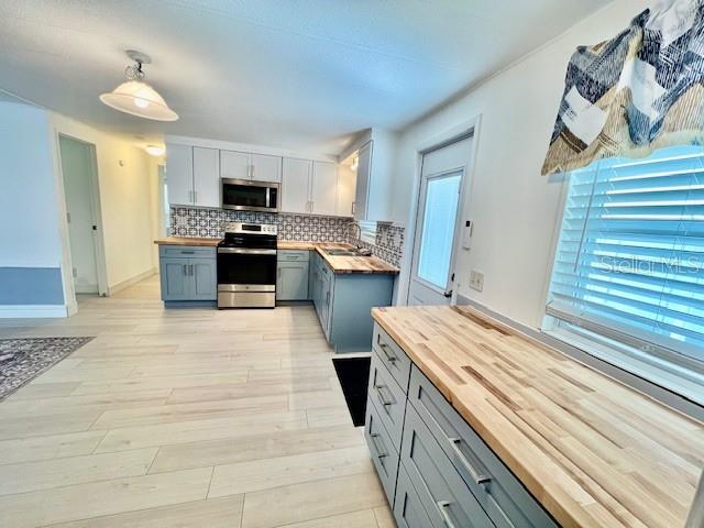 10810 Freedom Drive Port Richey, FL 34668 - Photo 18 of 54