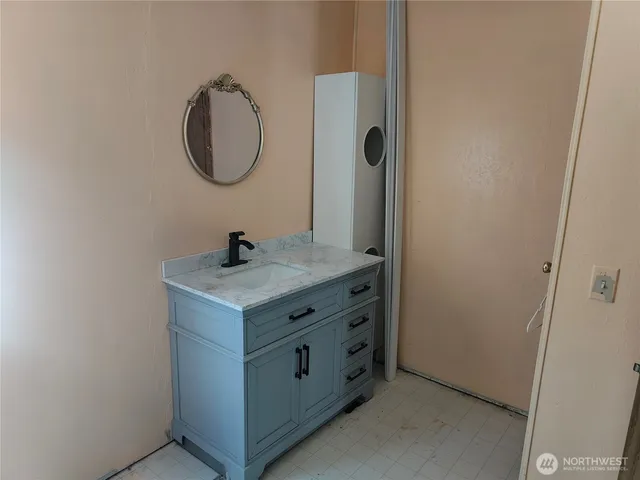 $345,000 | 440 West Haven Drive, Elma, WA 98541