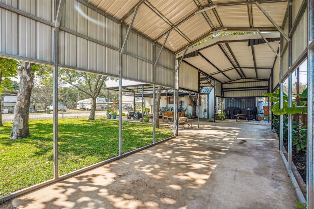 220 Treasure Beach Comanche, TX 76442 - Photo 32 of 39