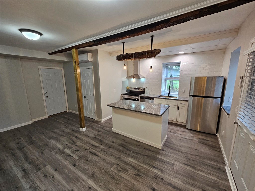 57 River Road Smithfield, RI 02917 - Photo 4 of 13