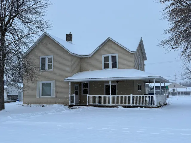 $189,500 | 302 13th Street South, Benson, MN 56215