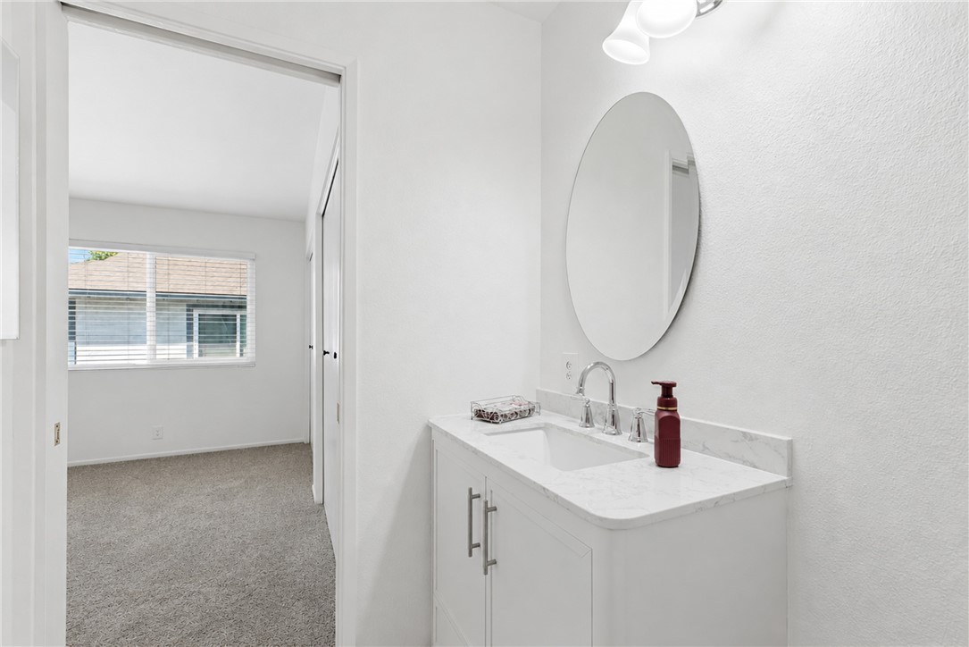 871 West 13th Street, Unit 3 Azusa, CA 91702 - Photo 28 of 35