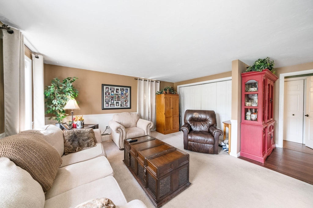 5 Lynne Road Wareham, MA 02571 - Photo 4 of 41 Gallery Image 4