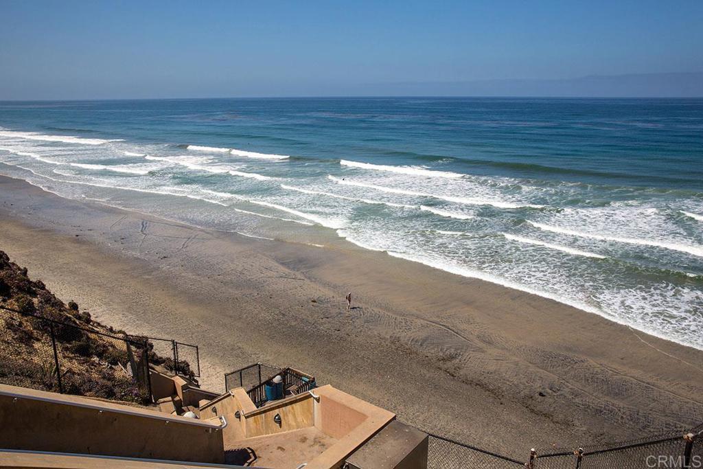 920 Stratford Drive Encinitas, CA 92024 - Photo 57 of 57 a view of an ocean from a balcony