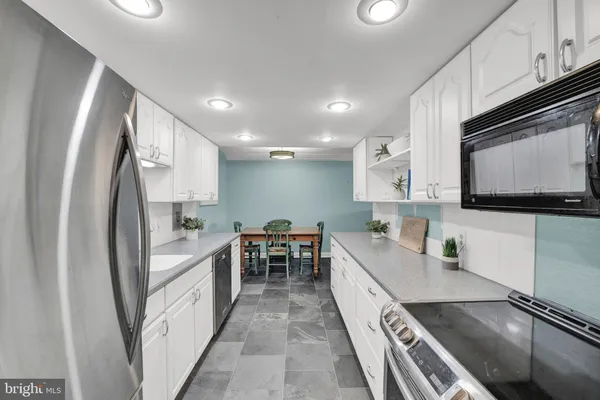 $184,000 | 860 Lower Ferry Road, Unit 5P, Ewing, NJ 08628