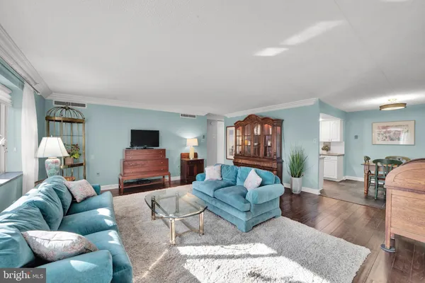 $184,000 | 860 Lower Ferry Road, Unit 5P, Ewing, NJ 08628