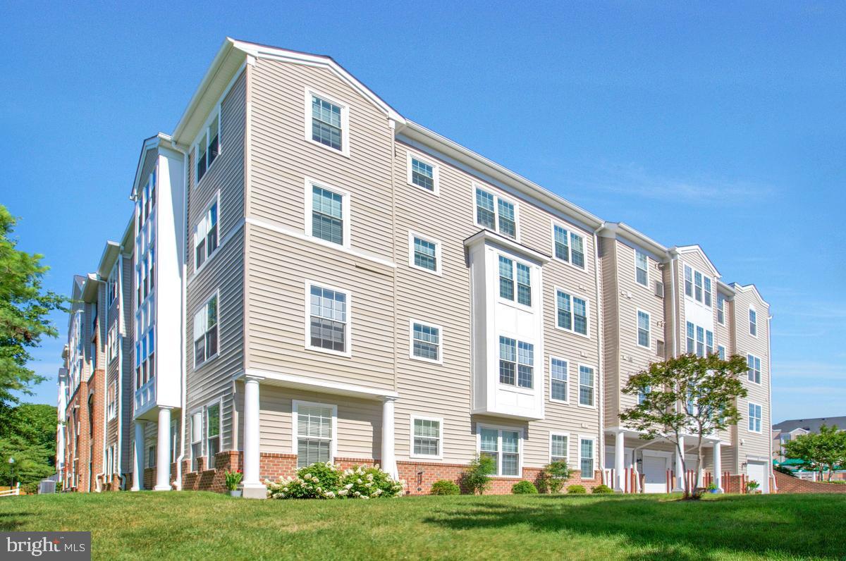7315 Brookview Road, Unit 207 Elkridge, MD 21075 - Photo 38 of 51 Exterior Side