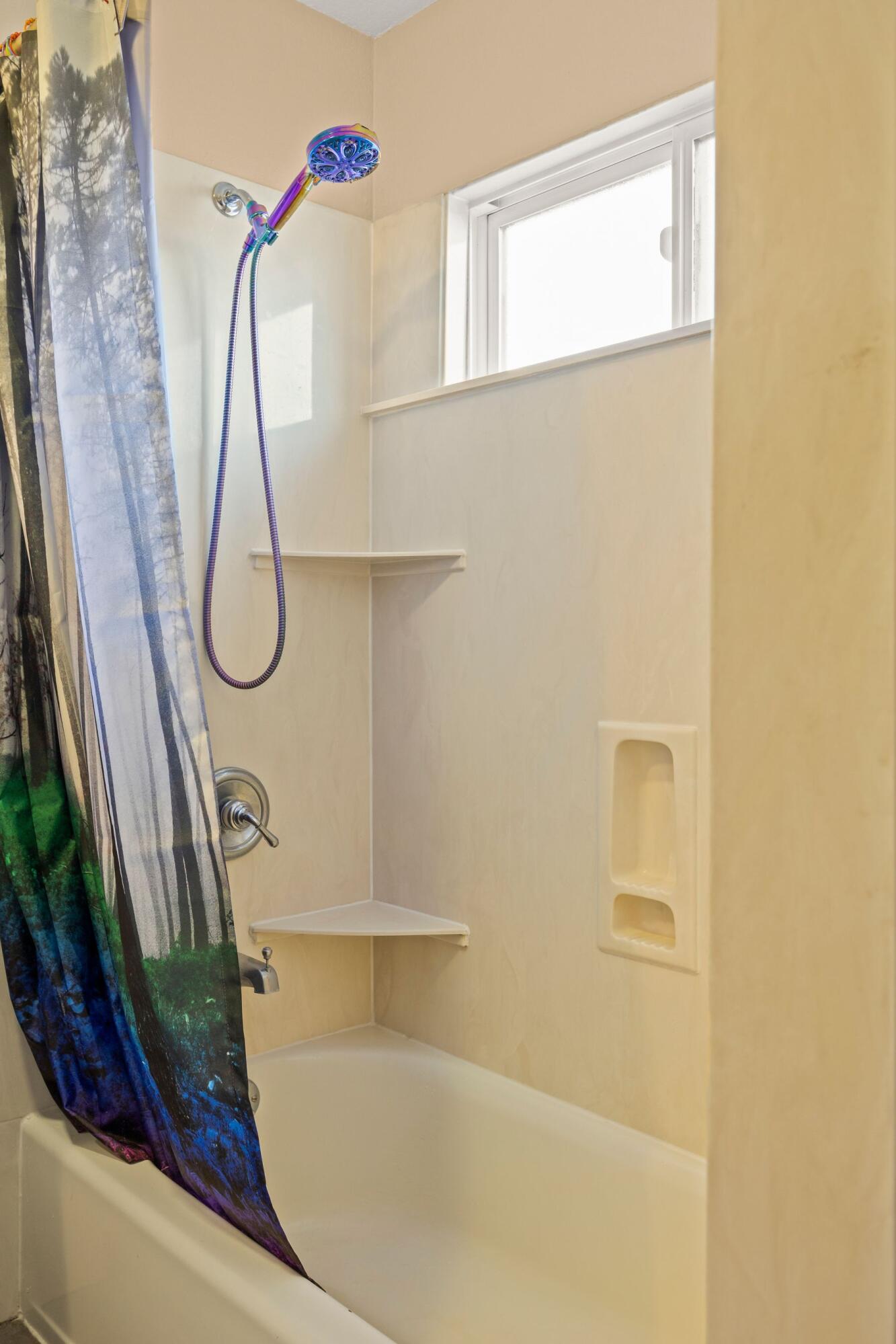 354 West Prospect Street Ventura, CA 93001 - Photo 20 of 41 a bathroom with a sink and a mirror