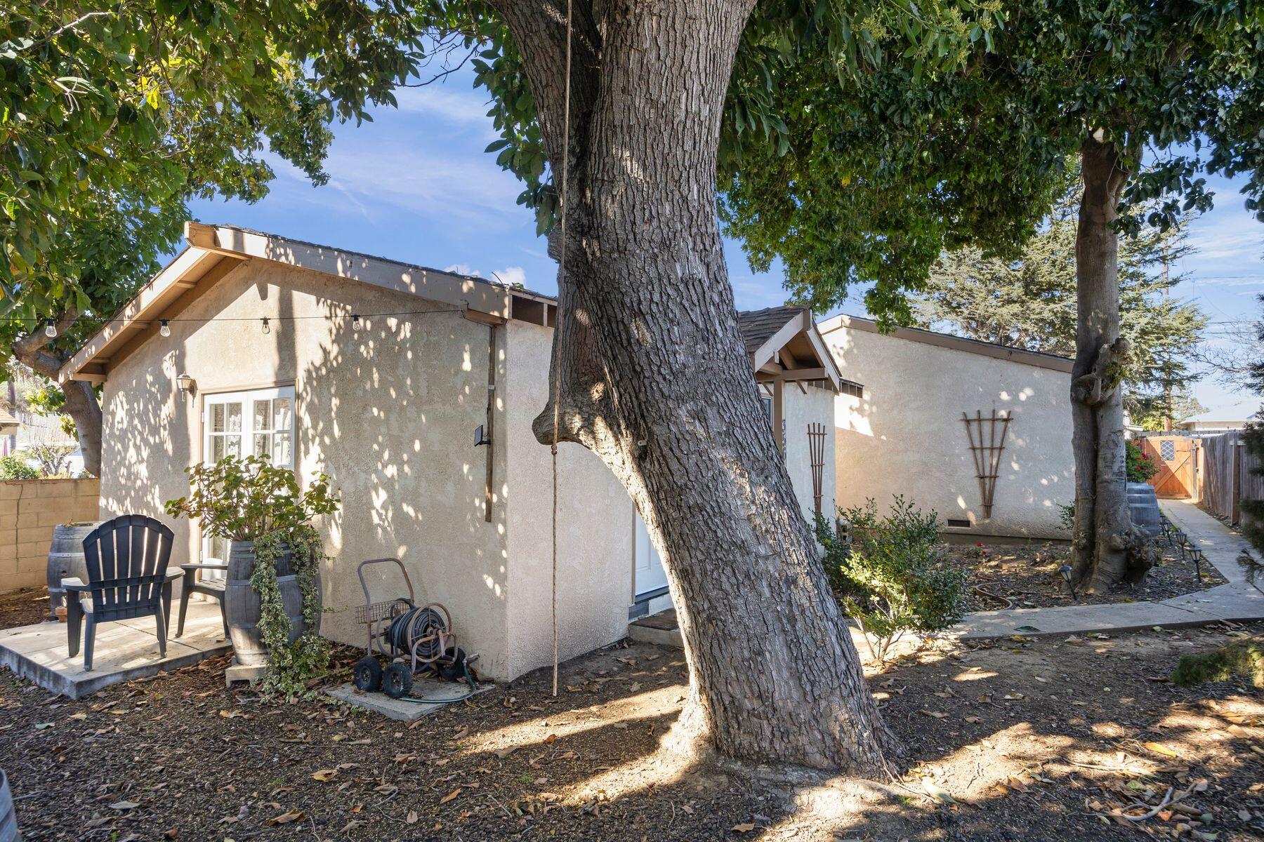 354 West Prospect Street Ventura, CA 93001 - Photo 28 of 41