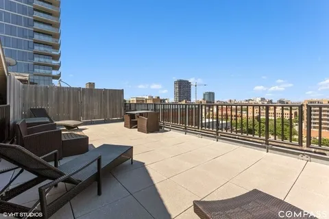 $995,000 | 850 West Adams Street, Unit 2E, Chicago, IL 60607