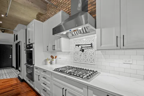 $995,000 | 850 West Adams Street, Unit 2E, Chicago, IL 60607