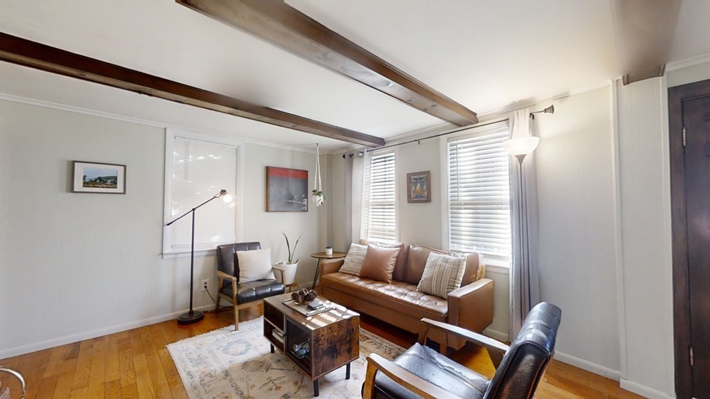 5 Pleasant Street Amesbury, MA 01913 - Photo 14 of 36 a living room with furniture