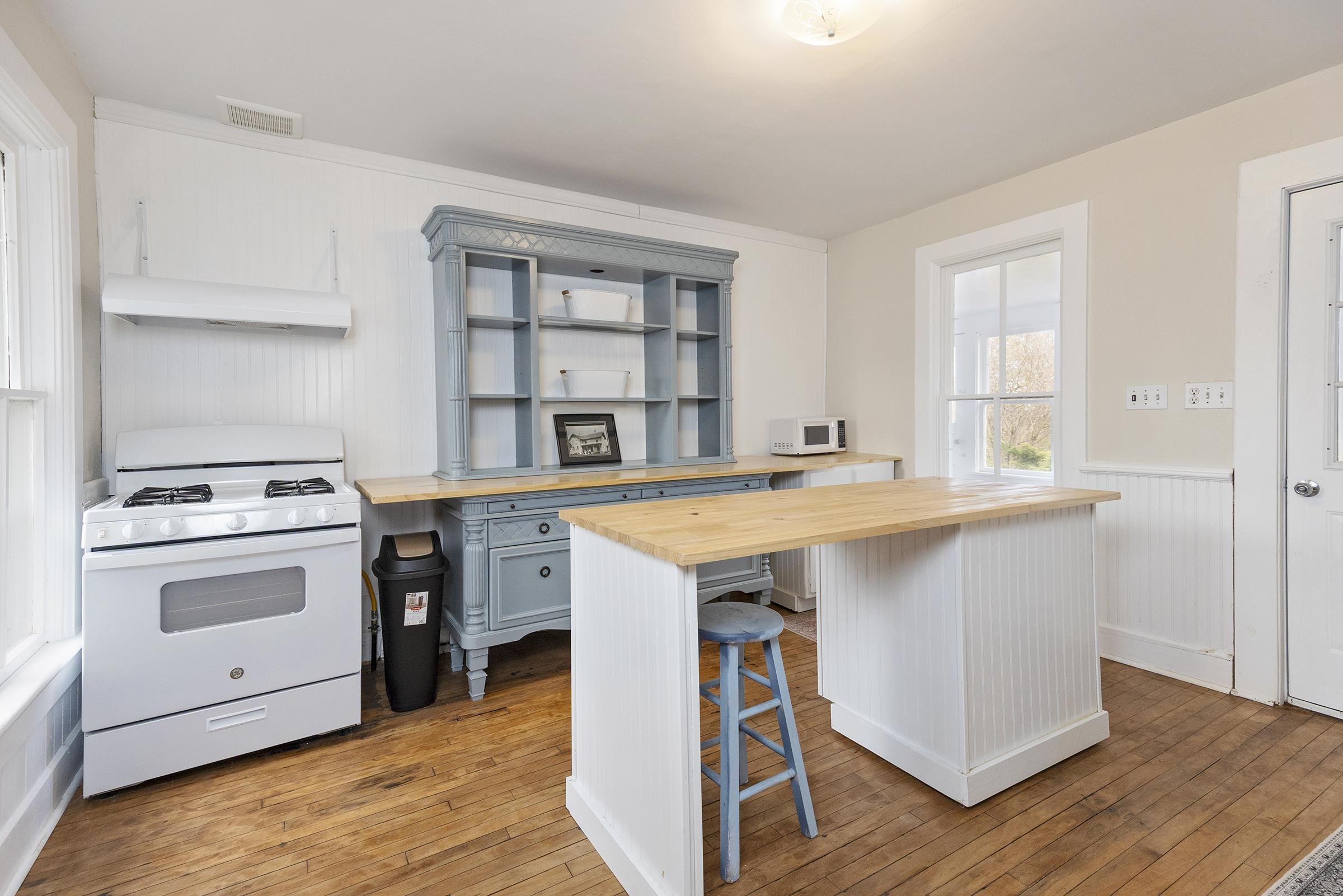 W2344 Rome Road Helenville, WI 53137 - Photo 12 of 53