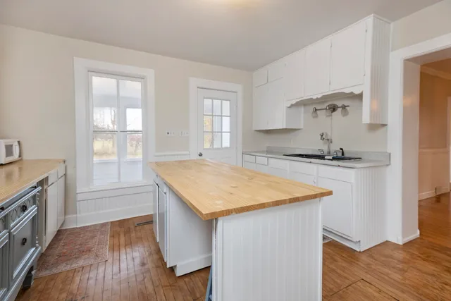 $429,000 | W2344 Rome Road, Helenville, WI 53137