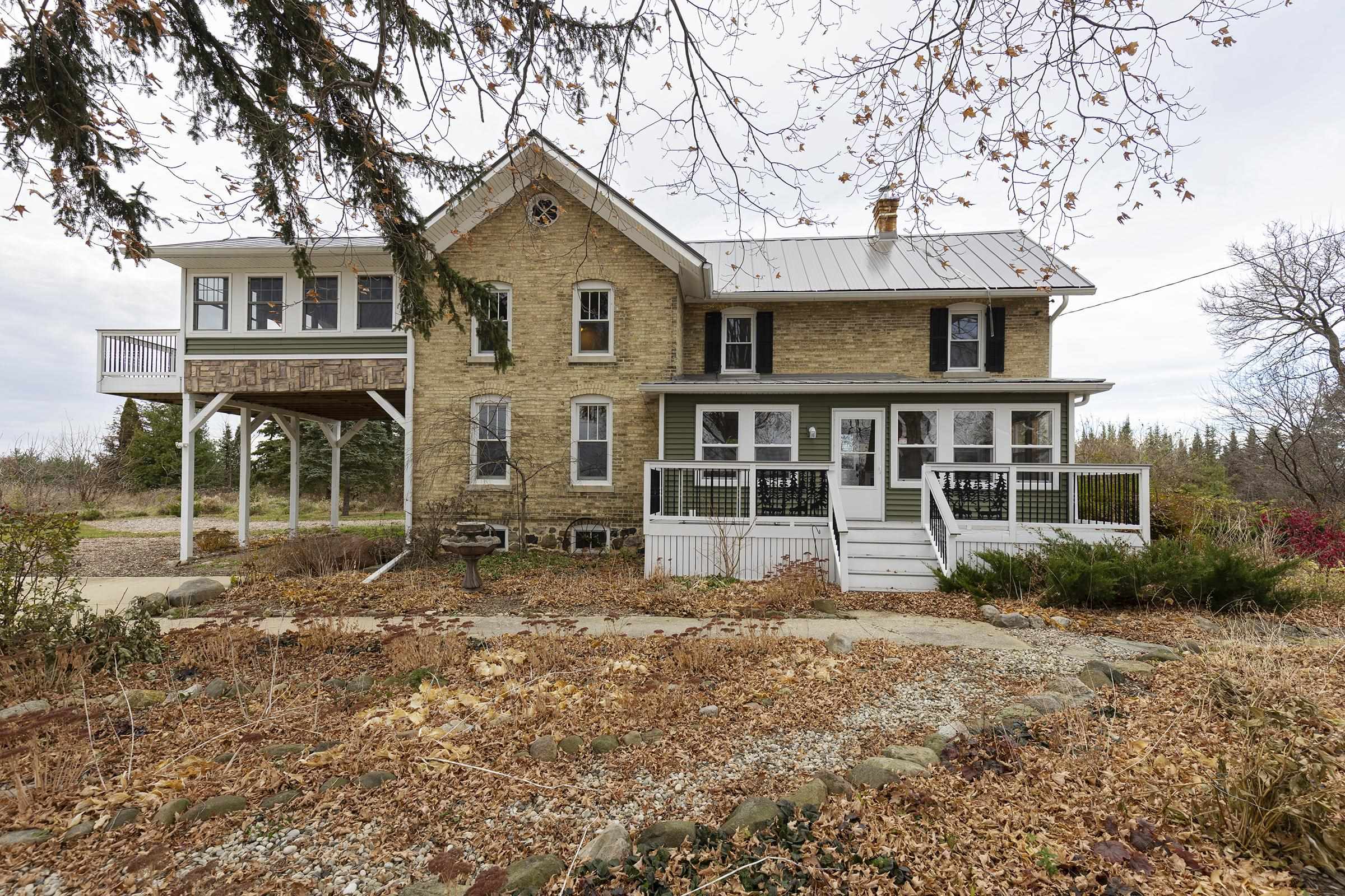 W2344 Rome Road Helenville, WI 53137 - Photo 5 of 53